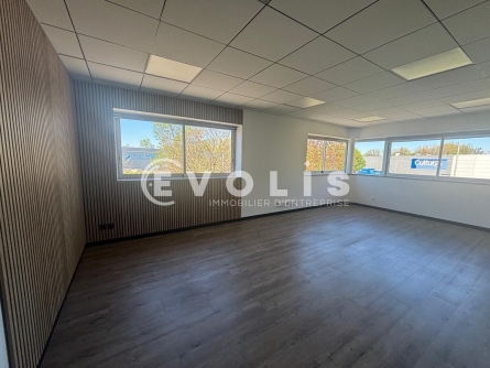 Photo 10 – location Entrepôts / activités	BOURGOIN JALLIEU (38300)