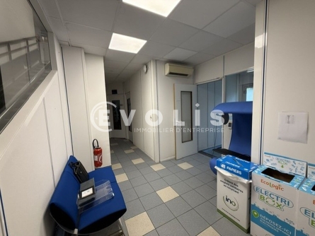 Photo 4 – location Entrepôts / activités	BERNIN (38190)