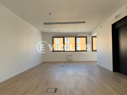 Photo 11 – location bureaux	IVRY SUR SEINE (94200)