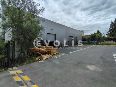Photo 1 – location Entrepôts / activités	VILLENEUVE SAINT GEORGES (94190)