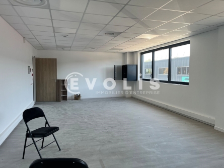Photo 7 – location Entrepôts / activités	TRESSES (33370)