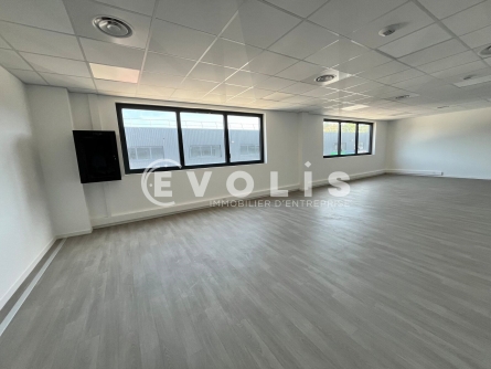 Photo 11 – location Entrepôts / activités	TRESSES (33370)