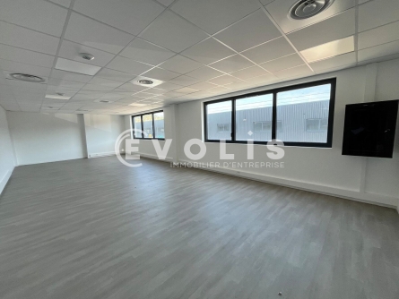 Photo 13 – location Entrepôts / activités	TRESSES (33370)