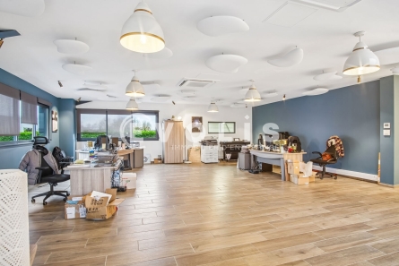 Photo 1 – location bureaux	BAILLY ROMAINVILLIERS (77700)