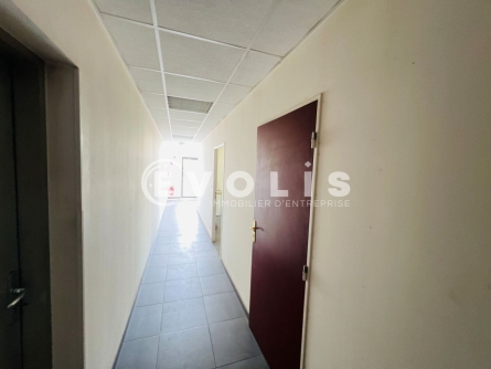 Photo 9 – location Entrepôts / activités	SAINT PIERRE DU PERRAY (91280)