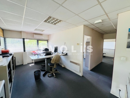 Photo 6 – location Entrepôts / activités	SAINT PIERRE DU PERRAY (91280)
