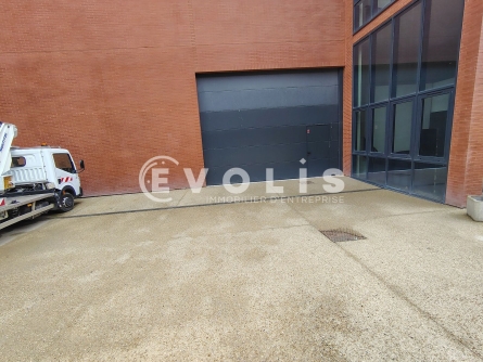 Photo 1 – location Entrepôts / activités	ROMAINVILLE (93230)