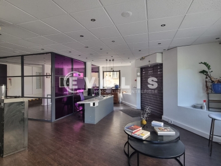 Photo 7 – location bureaux	LE KREMLIN BICETRE (94270)
