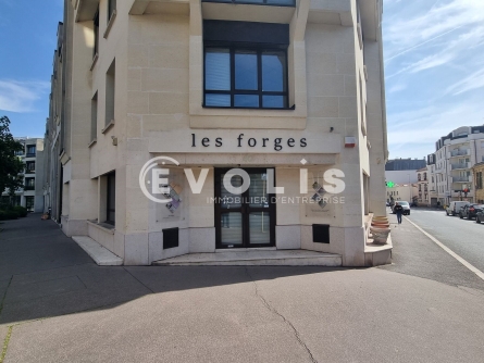 Photo 10 – location bureaux	LE KREMLIN BICETRE (94270)