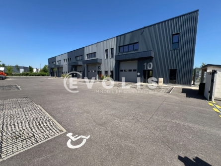Photo 3 – vente Entrepôts / activités	BOURGOIN JALLIEU (38300)