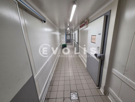 Photo 6 – location Entrepôts / activités	MONTREUIL (93100)