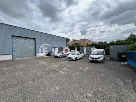 Photo 3 – location Entrepôts / activités	VAULX EN VELIN (69120)