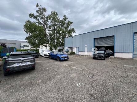 Photo 4 – location Entrepôts / activités	VAULX EN VELIN (69120)