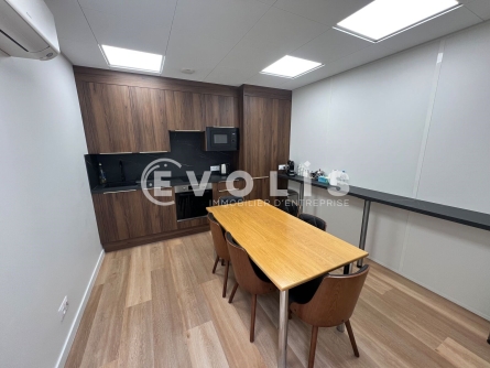 Photo 10 – vente Entrepôts / activités	SAVIGNY LE TEMPLE (77176)