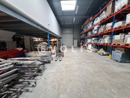 Photo 2 – vente Entrepôts / activités	SAVIGNY LE TEMPLE (77176)