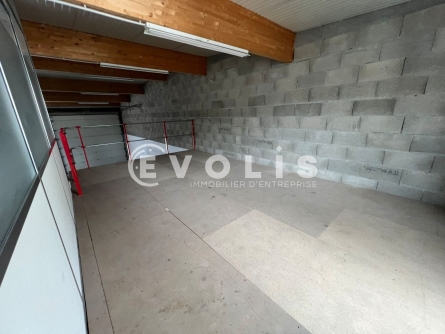 Photo 6 – location Entrepôts / activités	SAINT LAURENT DE MURE (69720)