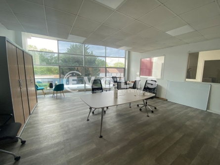 Photo 4 – location Entrepôts / activités	VALENTON (94460)