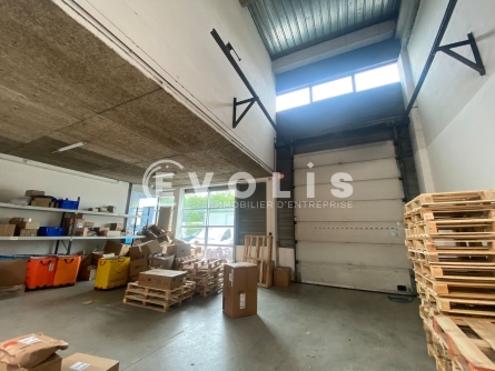 Photo 3 – location Entrepôts / activités	VALENTON (94460)