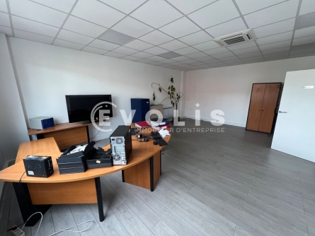 Photo 6 – location Entrepôts / activités	BUSSY SAINT GEORGES (77600)