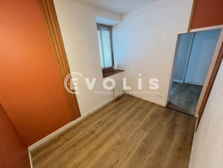 Photo 4 – vente Locaux commerciaux	MENNECY (91540)