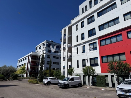 Photo 9 – location bureaux	ST PRIEST (69800)