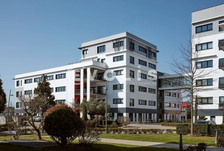 Photo 6 – location bureaux	ST PRIEST (69800)