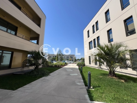 Photo 2 – location bureaux	GENAS (69740)