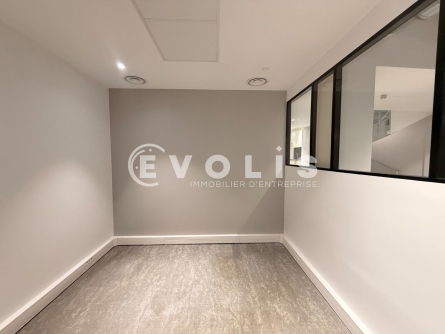 Photo 1 – location bureaux	PARIS (75008)