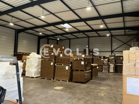 Photo 7 – location Entrepôts / activités	MONTMERLE SUR SAONE (01090)