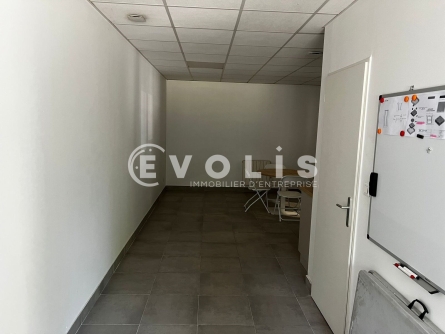 Photo 9 – location Entrepôts / activités	MONTMERLE SUR SAONE (01090)