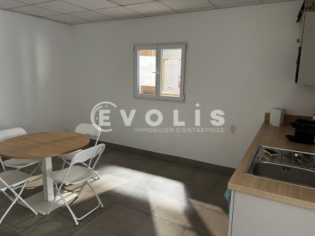 Photo 10 – location Entrepôts / activités	MONTMERLE SUR SAONE (01090)