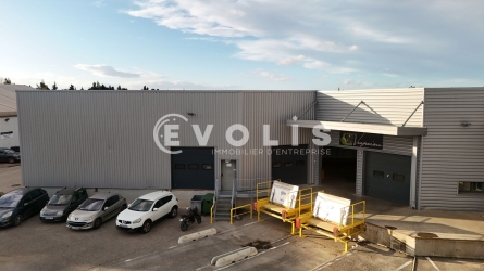 Photo 3 – vente Entrepôts / activités	VERQUIERES (13670)