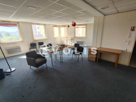 Photo 1 – location bureaux	BONDY (93140)