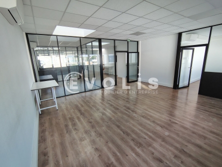 Photo 7 – location Entrepôts / activités	BRY SUR MARNE (94360)