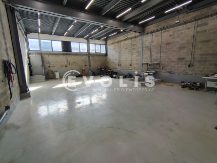 Photo 1 – location Entrepôts / activités	BRY SUR MARNE (94360)