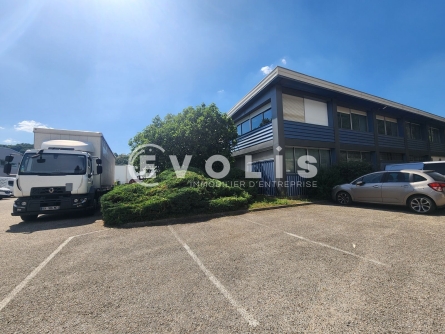 Photo 3 – location Entrepôts / activités	VIENNE (38200)