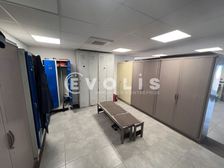 Photo 6 – location Entrepôts / activités	SAINT PRIEST (69800)
