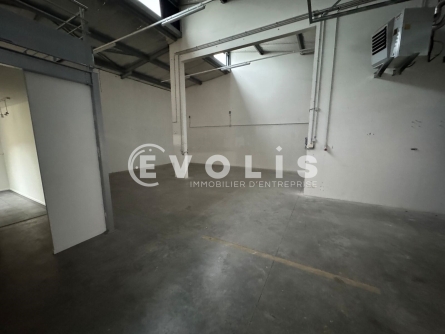 Photo 2 – location Entrepôts / activités	LYON (69008)