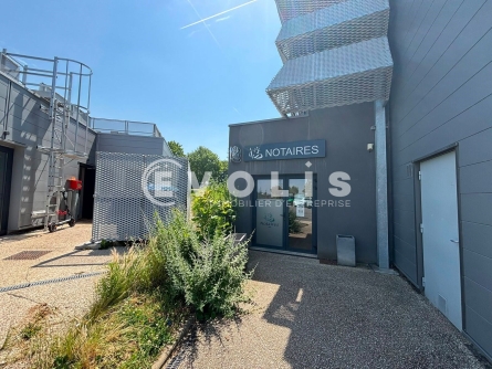 Photo 1 – location bureaux	LONGUEAU (80330)
