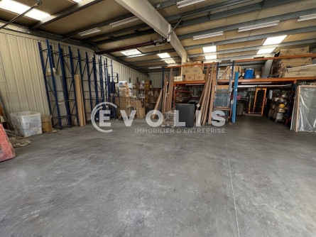 Photo 2 – vente Entrepôts / activités	VILLIERS SUR ORGE (91700)