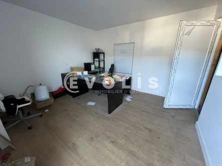 Photo 10 – location Entrepôts / activités	BEYNOST (01700)