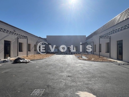 Photo 2 – location Entrepôts / activités	VENISSIEUX (69200)