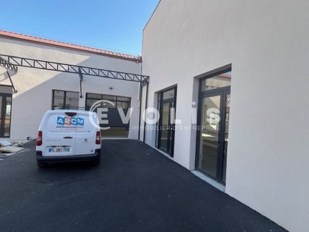 Photo 9 – location Entrepôts / activités	VENISSIEUX (69200)