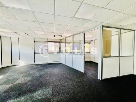 Photo 1 – location bureaux	MERIGNAC (33700)