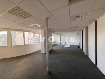 Photo 2 – location bureaux	BORDEAUX (33000)