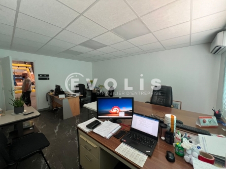 Photo 12 – location Entrepôts / activités	VAULX EN VELIN (69120)