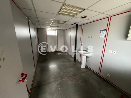 Photo 5 – vente Entrepôts / activités	BELLEVILLE-EN-BEAUJOLAIS (69220)