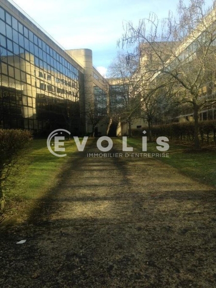 Photo 14 – location bureaux	LOGNES (77185)