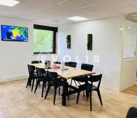 Photo 8 – location bureaux	LOGNES (77185)