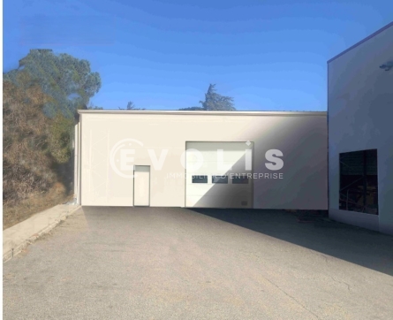 Photo 2 – vente Entrepôts / activités	COURTHEZON (84350)